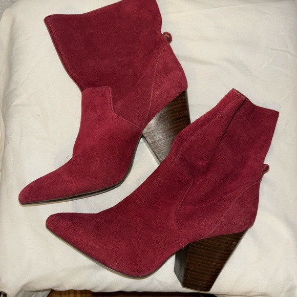 Urban Outfitters Reddish Burgundy Boots Ankle Length Size 8 Suede Leather - Picture 5 of 7